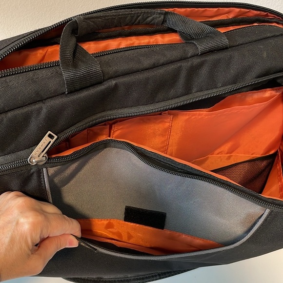 Everki Advance laptop briefcase - Picture 3 of 8